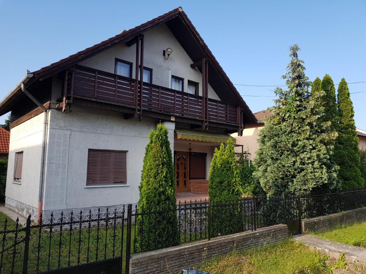 Nador Apartman Apartment Balatonlelle Luaran gambar
